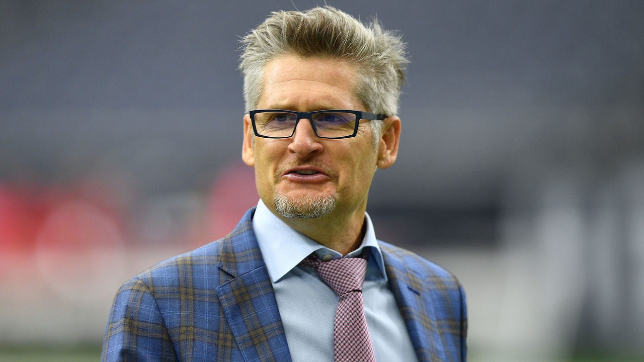 Jets interview former Falcons GM Dimitroff | theScore.com