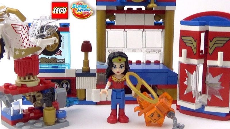 LEGO DC Super Hero Girls Wonder Woman Dorm 41235 DC Collectible 2017 hot holiday toys