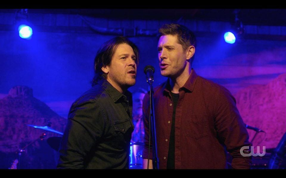 Christian Kane gets close with Jensen Ackles to sing Supernatural 1507