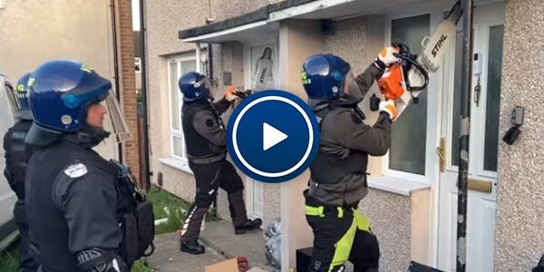 Officers gain entry to a house using a chainsaw to cut through the front door