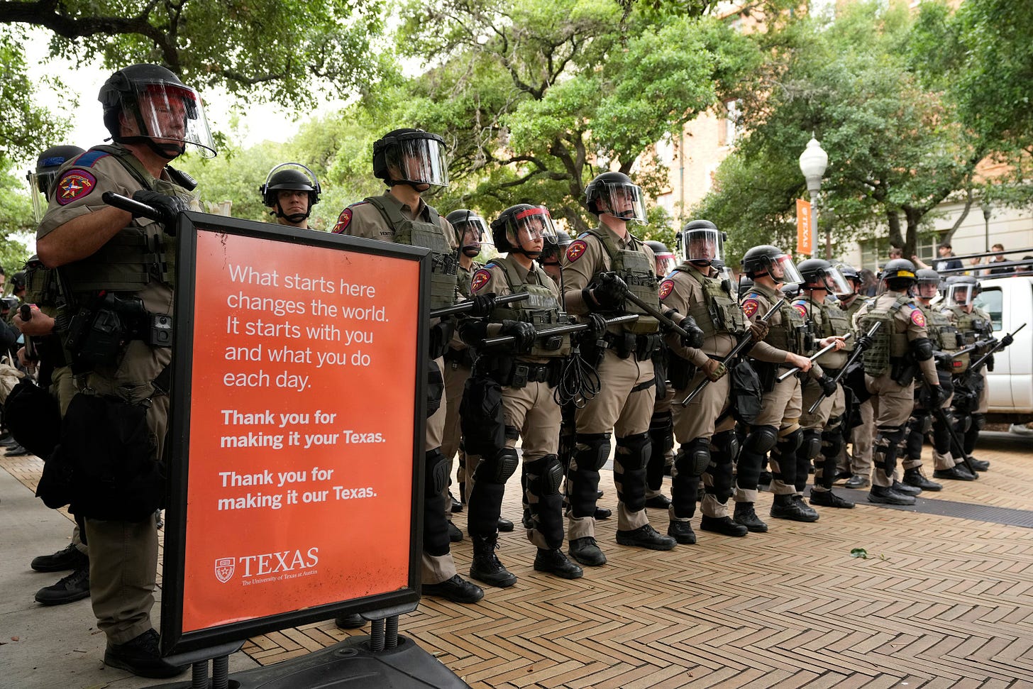 Austin protest: Texts reveal why UT president called in for DPS help