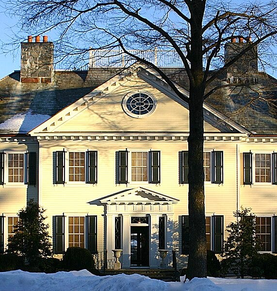 File:BB-Photos - House at Mead Point, Greenwich, CT, USA.jpg