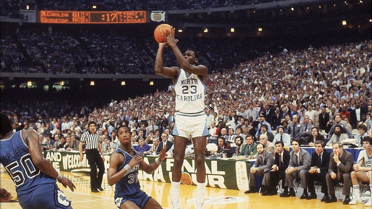 North Carolina: Tar Heels win 1982 NCAA title on Michael Jordan's jumper -  Sports Illustrated Vault | SI.com