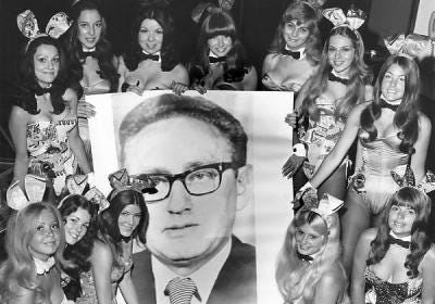 1972 - Brenda and Baltimore Playboy Club Bunnies with Henry Kissinger photo  photo - Don Boyd photos at pbase.com