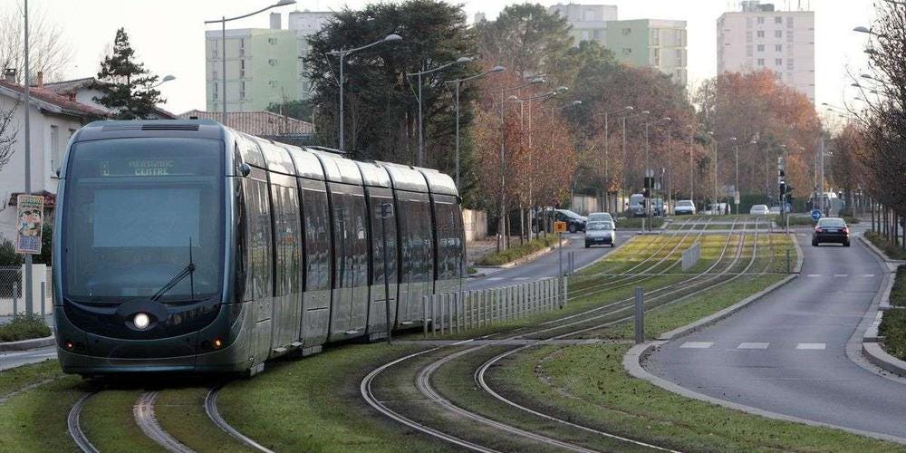 Mérignac : en tramway jusqu'à l’aéroport ?