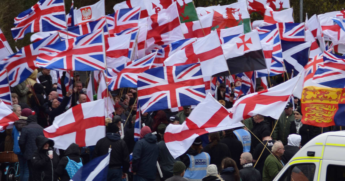 RIGHT-WING OR LEFT-WING? - Britain First - NEW