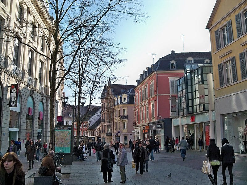File:Mulhouse - Rue du Sauvage.jpg