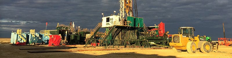 Image of an oil rig