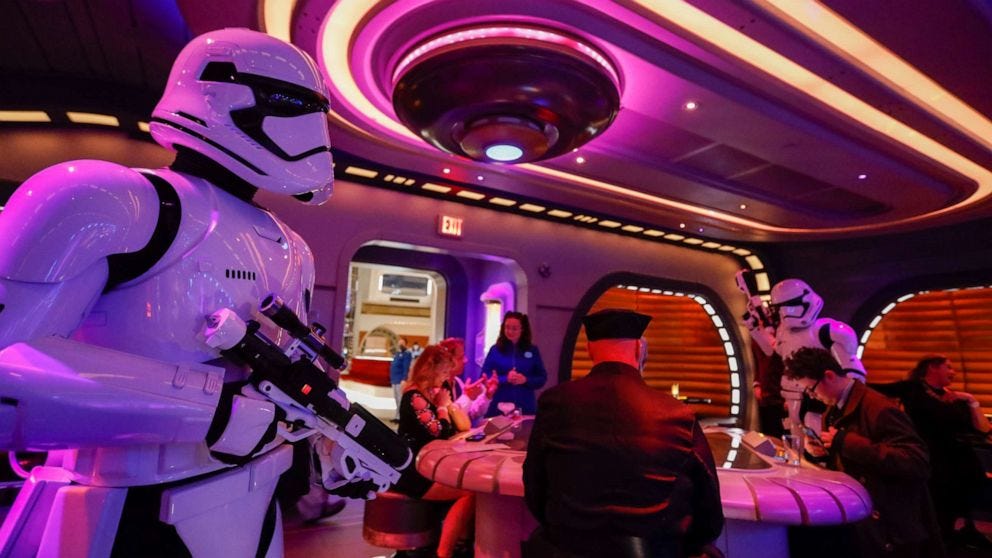 Star Wars: Galactic Starcruiser experience closing this fall at Walt Disney  World Resort - Good Morning America