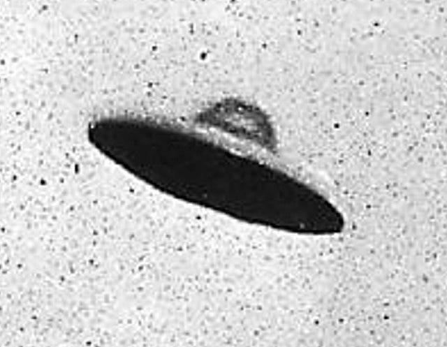 UFO conspiracy theories - Wikipedia
