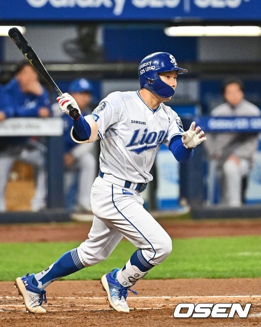 Samsung's Kim Ji-chan Exits Due to Hamstring Injury; Yang Chang-seob, Han  Soo-ho Join Roster - CHOSUNBIZ