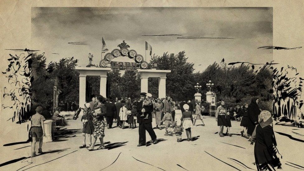 Soon after the war a park opened near the Chelyabinsk Tractor Plant but living conditions remained difficult. 