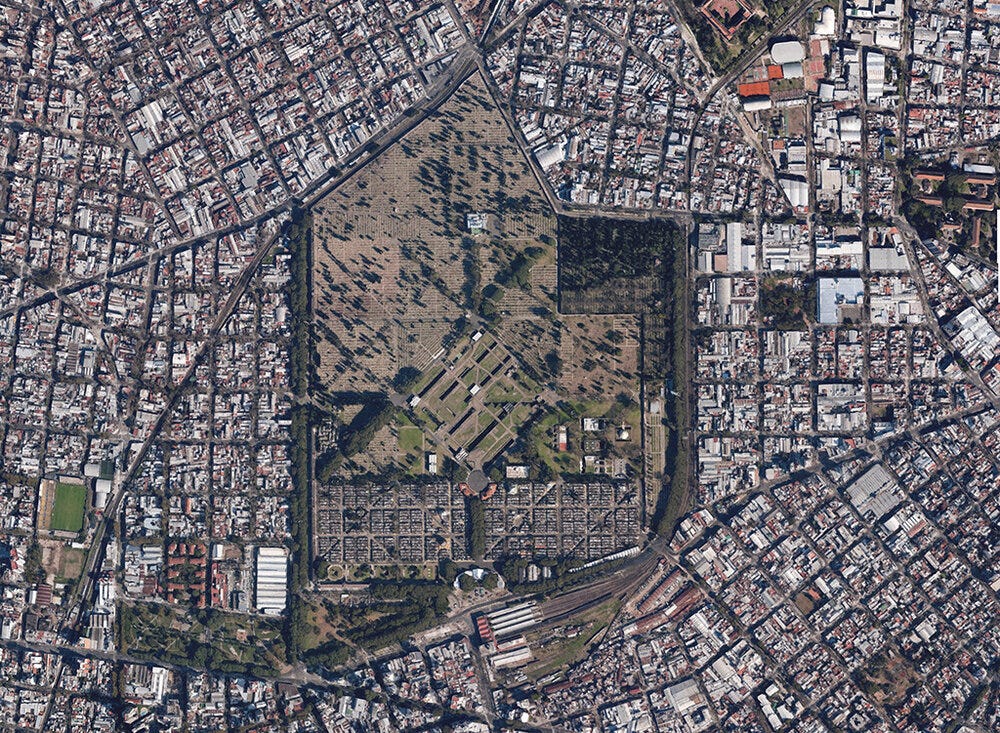 Un barrio y un cementerio — Chacarita Moderna