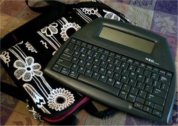 An AlphaSmart Neo — personal photo of author’s actual machine
