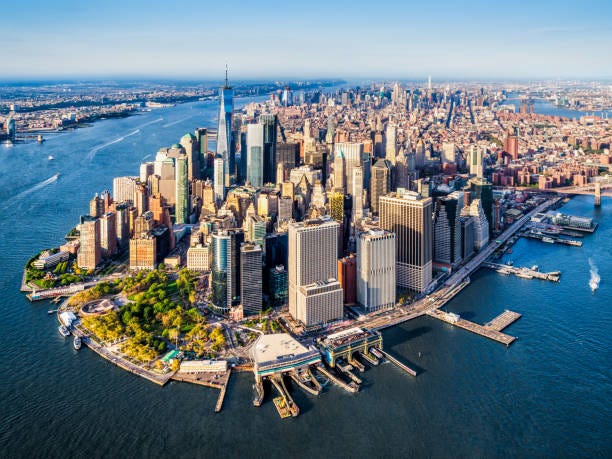 355,900+ Manhattan New York City Stock Photos, Pictures ...