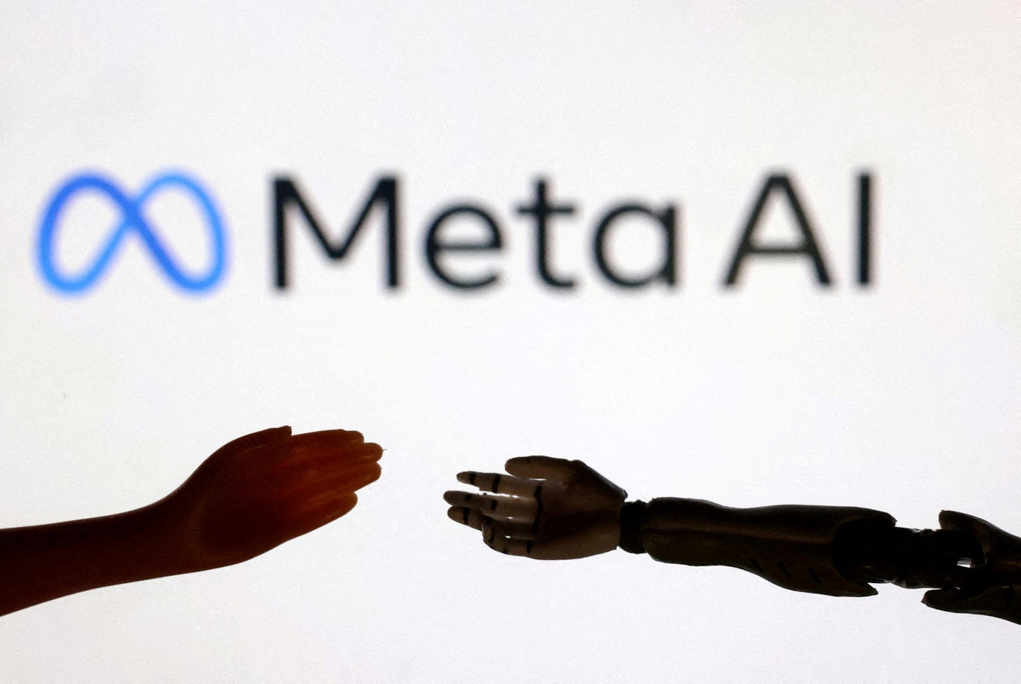Meta launches AI-based video editing tools | Reuters