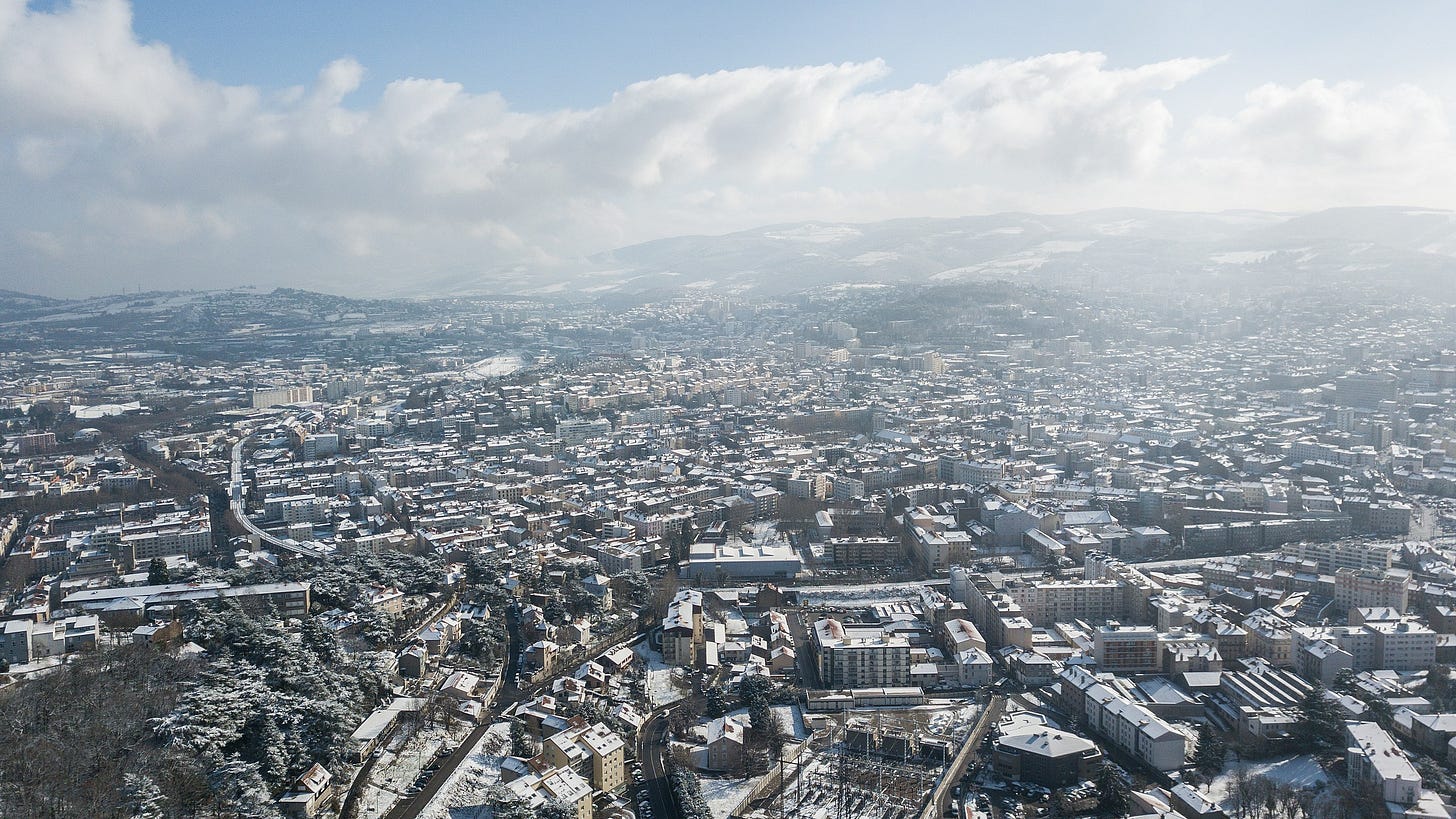 2018-02 saint-étienne snow drone 03.jpg