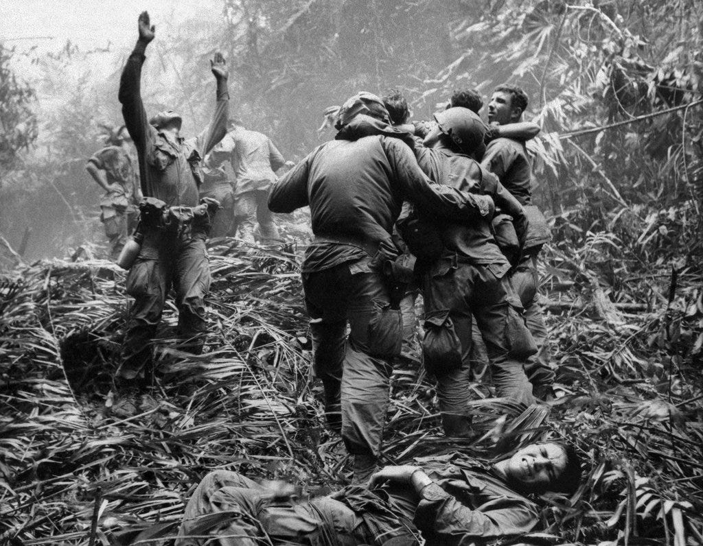 Images of the Vietnam War That Defined an Era - The New York Times