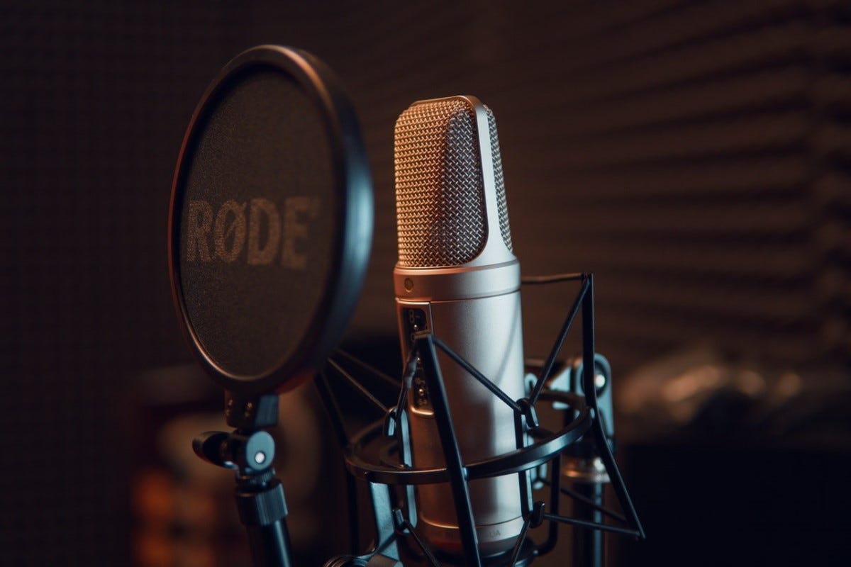 4 Surprisingly Simple Ways to Brand Your Podcast | RSS.com