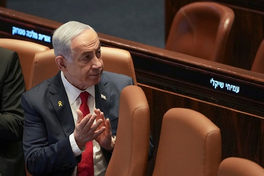 Holding consultation under fire, Netanyahu prepares to greenlight deal