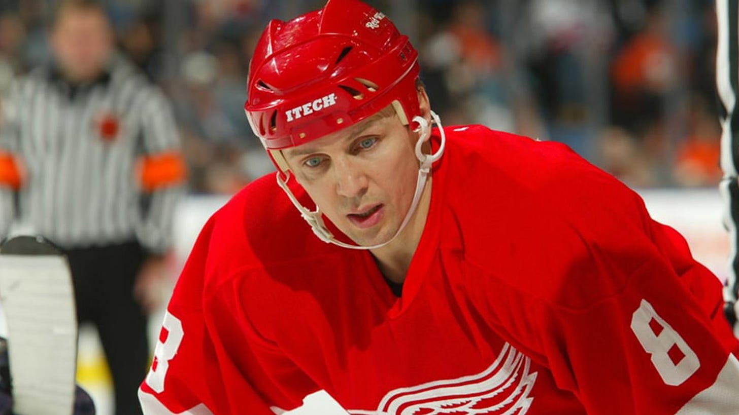 Red Wings legend Igor Larionov introduced as a coach! - HockeyFeed