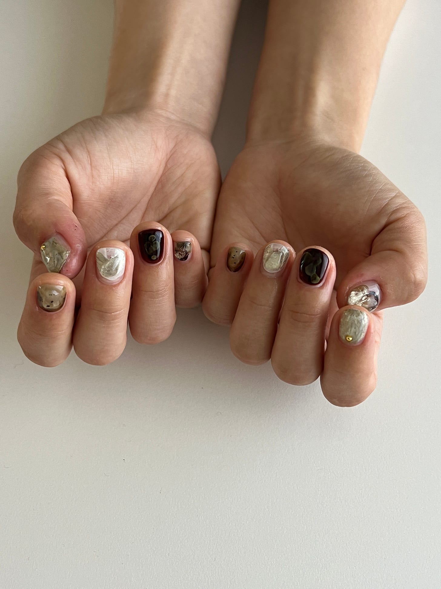 kkhot_nails
