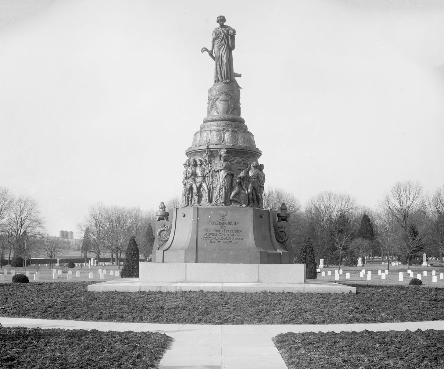 PHOTO: In this file photo, a Confederate Memorial is seen in Arlington National Cemetery between 1910 and 1925, in Arlington, Va.