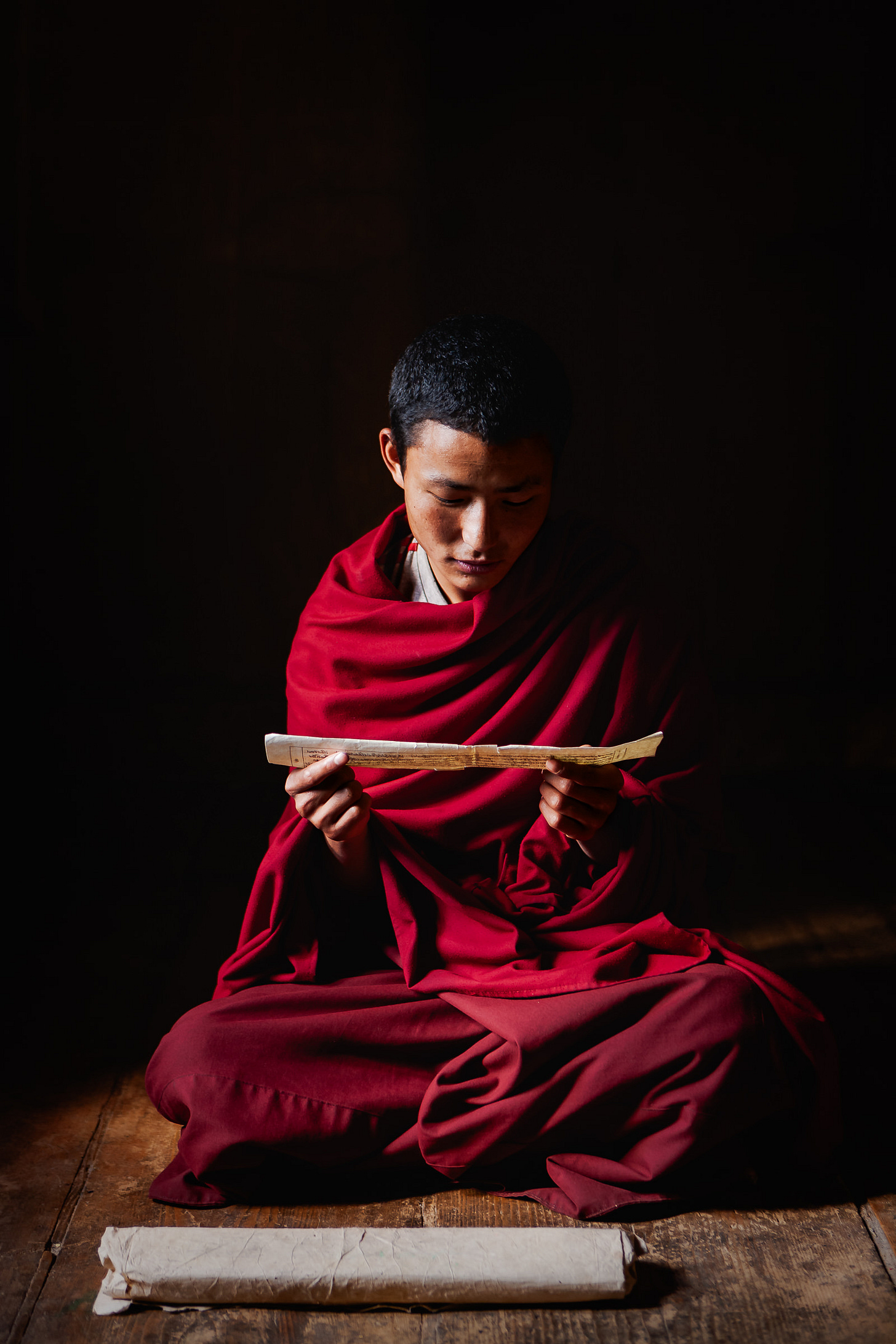 1/25, f2.8, ISO400, 55mm, -1.67 Stops — © Gavin Gough