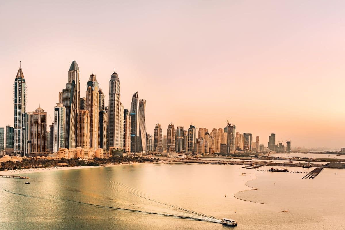 Dubai real estate market deals