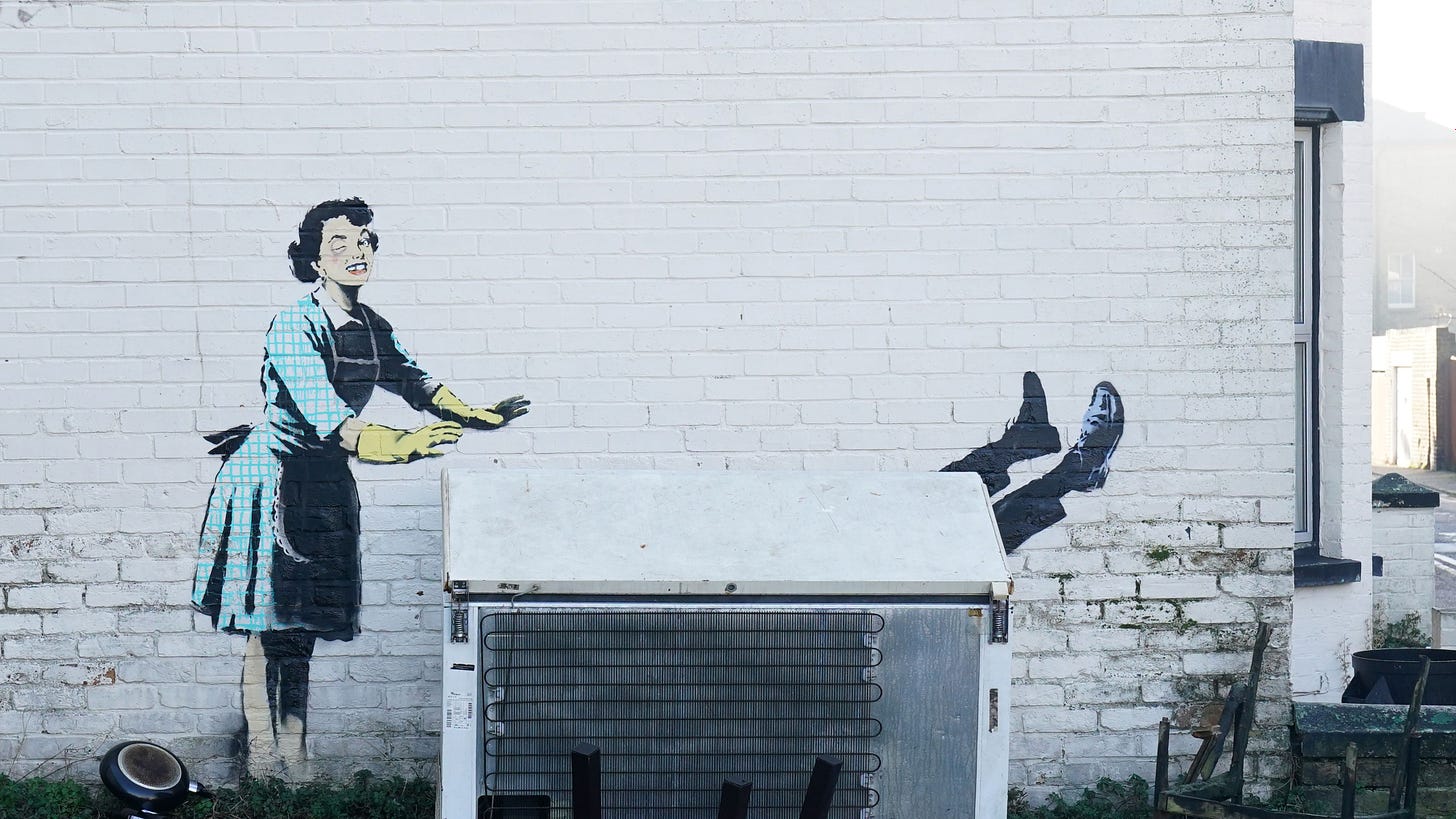 Banksy, la nuova opera che denuncia la violenza domestica