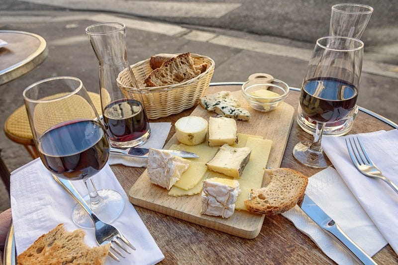 Girona walking tour: gastronomic and wine tradition - Winenium