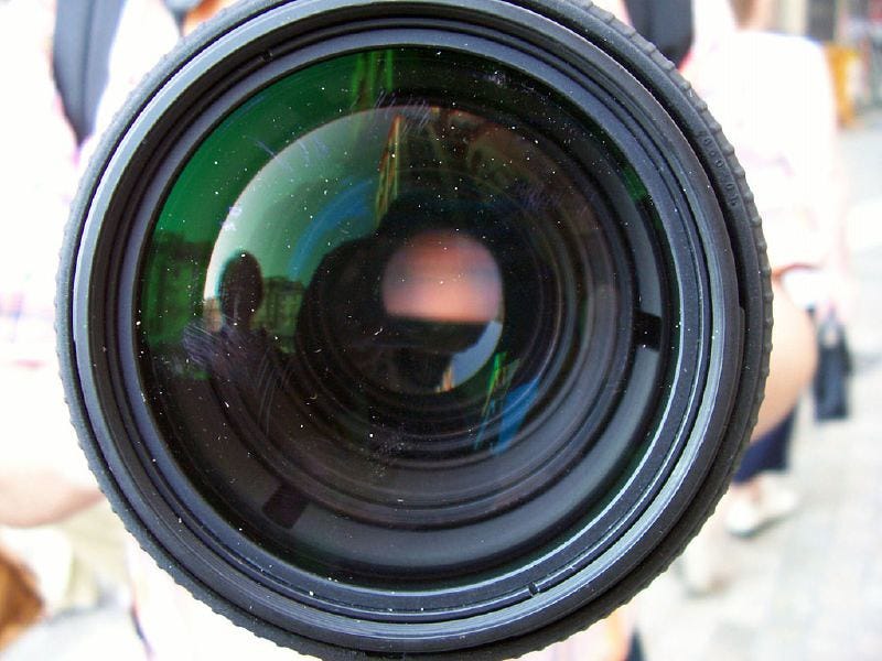 El Gran Hermano | Superpepelu, quitale un poco el polvo anda… | Miguel  Gómez Gonzalo | Flickr