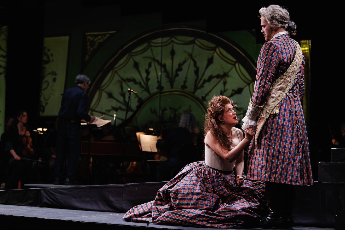 Amanda Forsythe as Ginevra and Brandon Cedel as the King of Scotland. Amanda Forsythe as Ginevra and Brandon Cedel as the King of Scotland.