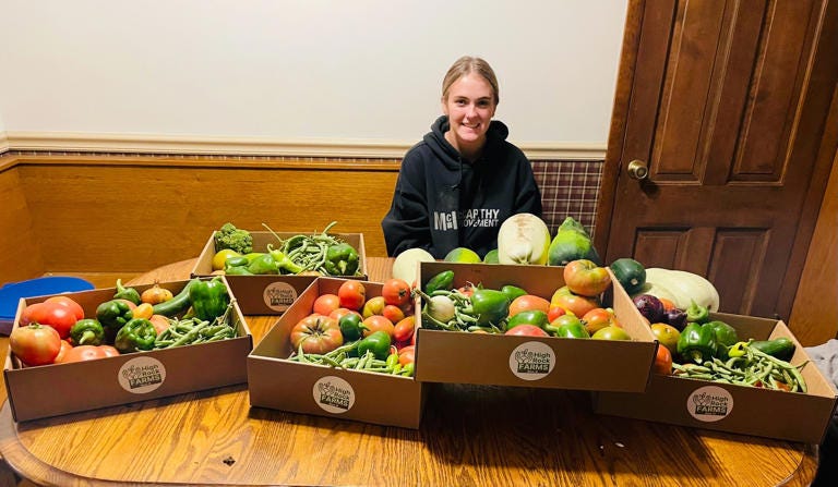 Iowa teen grew 7,000 pounds of veggies, then gave them all away