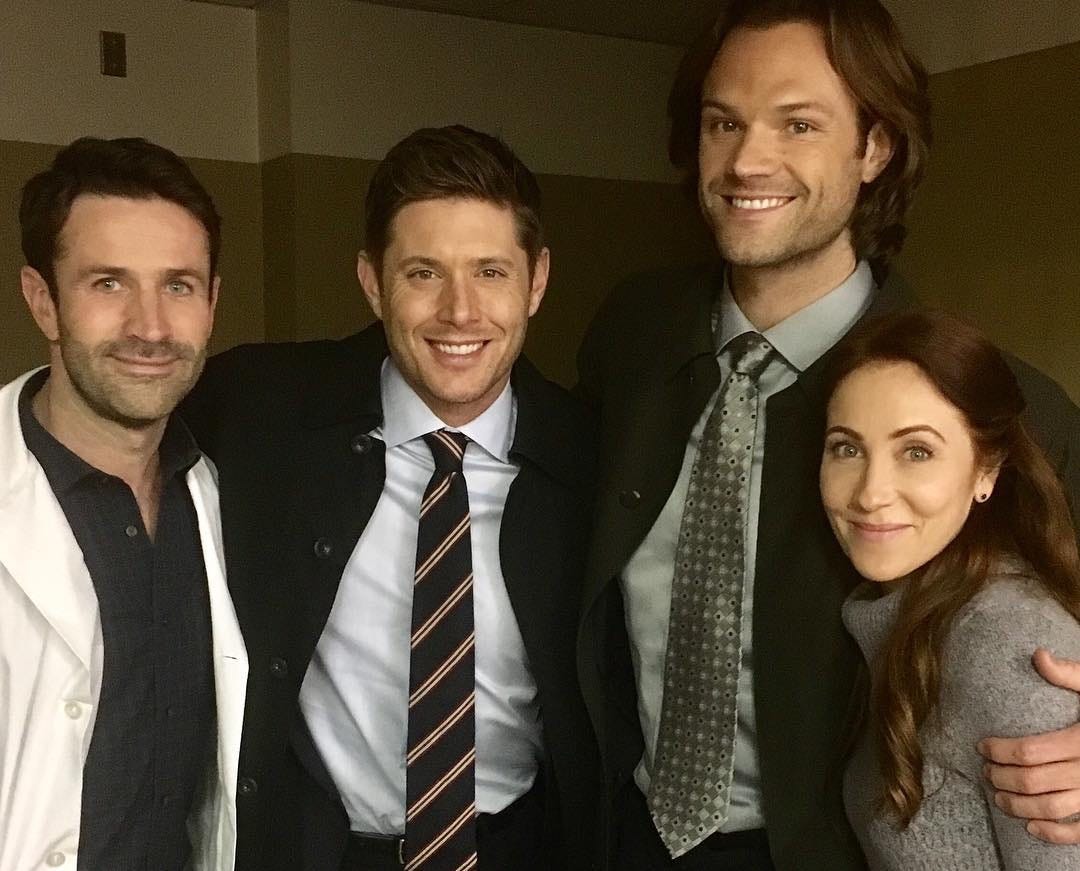 miranda frigon with supernatural cast jensen ackles movie tv tech geeks