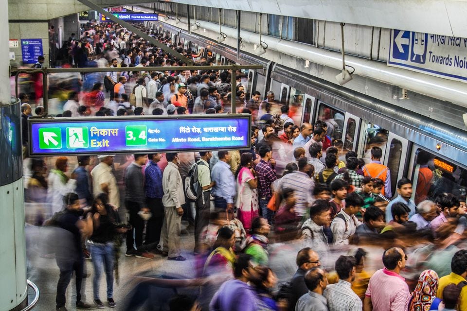 Crowd at Delhi metro