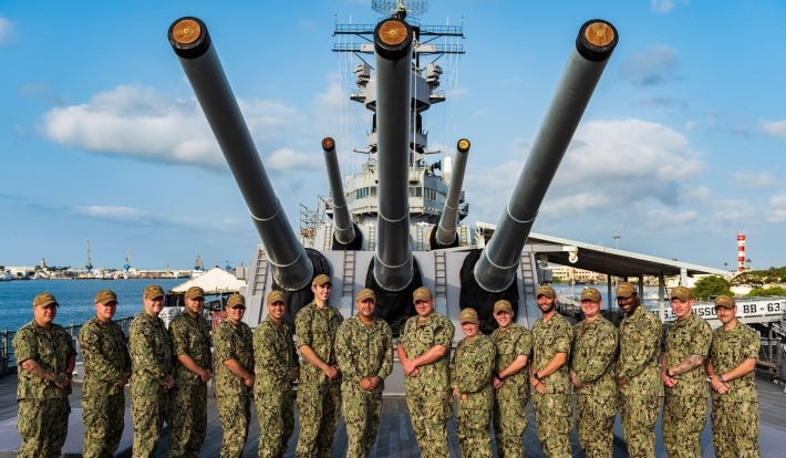 Military Ceremonies - USS Missouri (en)