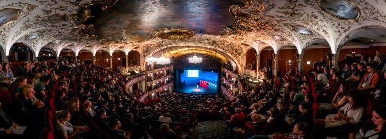 TEDx Vienna im Volkstheater. © Timar Ivo Batis/TEDxVienna
