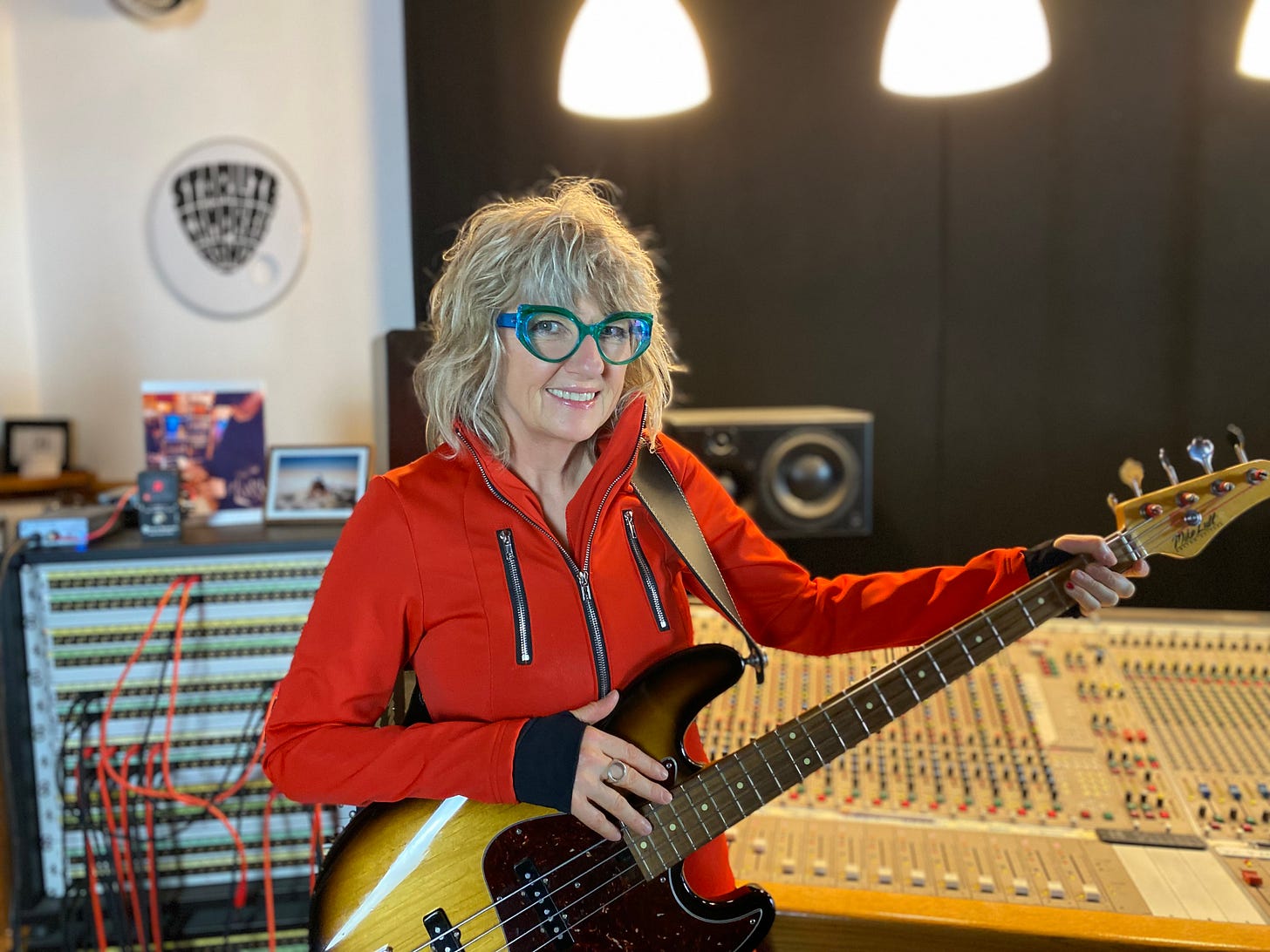 Bassist Suzy Starlite with her Mike Lull M4V bass in the Supertone Studio, Portugal. 