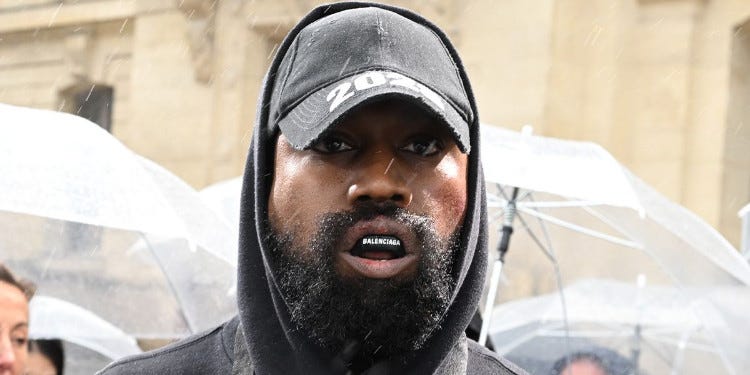 Balenciaga, Kanye West İle Olan İş Birliğini Sonlandırıyor.