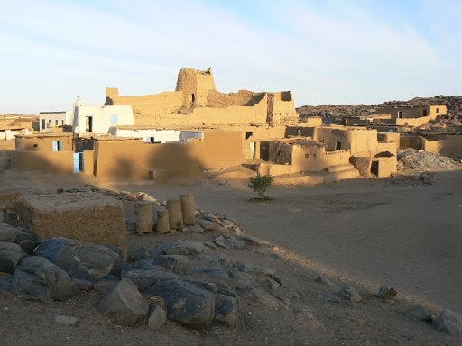 isaac Samuel on X: "Jawgul island -sudan Settlement dates back to the  christian nubia era (500-1500AD) with remains of churches and castle-houses  plus islamic funj era (1500-1800sAD) ruins of 7m-high diffis and