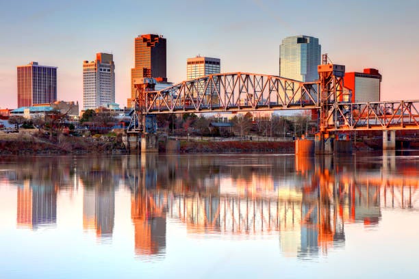 Little Rock Arkansas Stock Photo - Download Image Now - Arkansas, Little  Rock - Arkansas, Urban Skyline - iStock