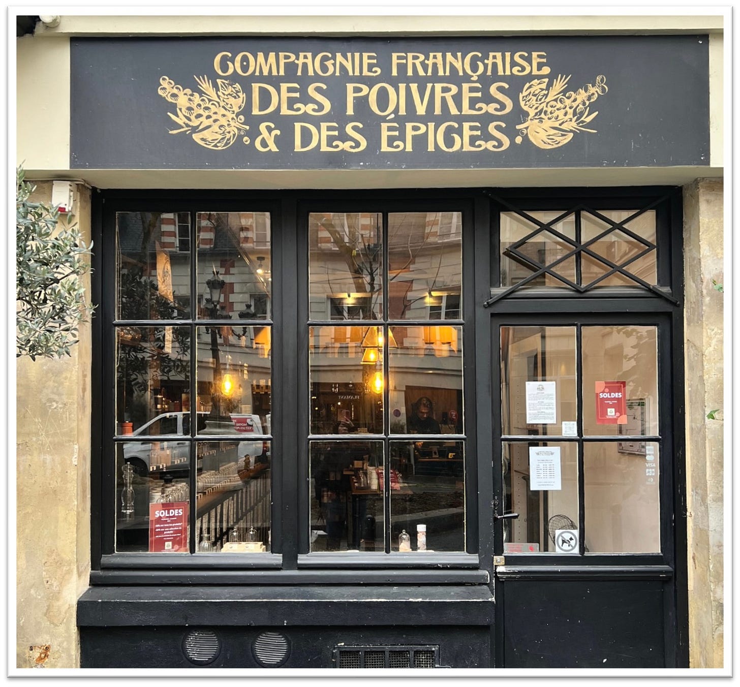 Photo of the Facade of La Compagnie Française des Poivres et des Epices