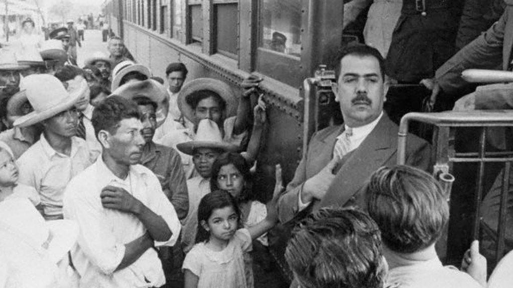 Cardenas Mexico nationalization railroads 1937