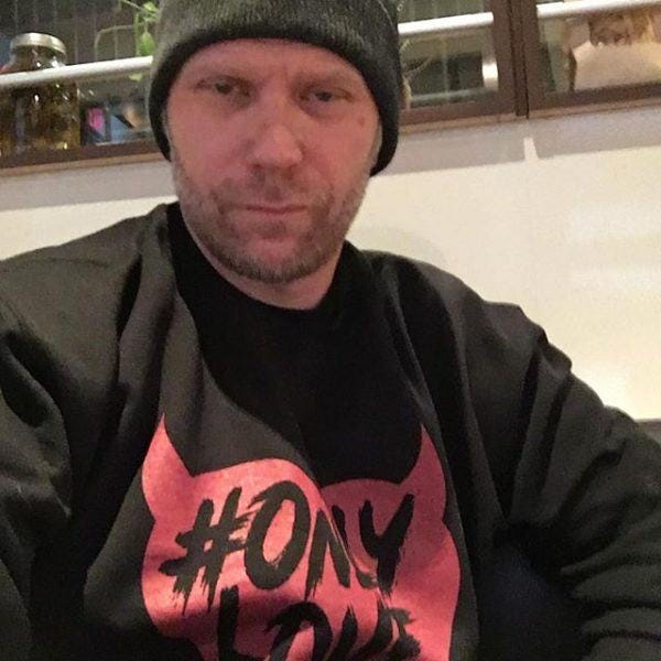 mark pellegrino stomp out bullying only love campaign supernatural