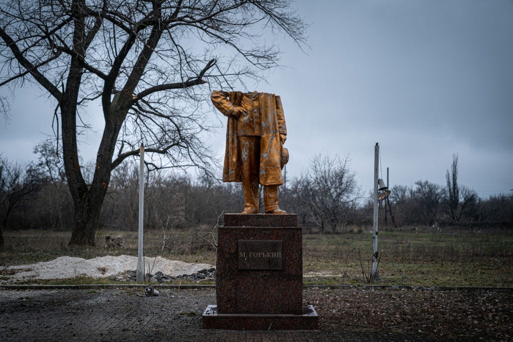 A view of the damaged Russian monument in Chasiv Yar, Donetsk Oblast, Ukraine on March 27, 2023. (Photo by Ignacio Marin/Anadolu Agency via Getty Images)