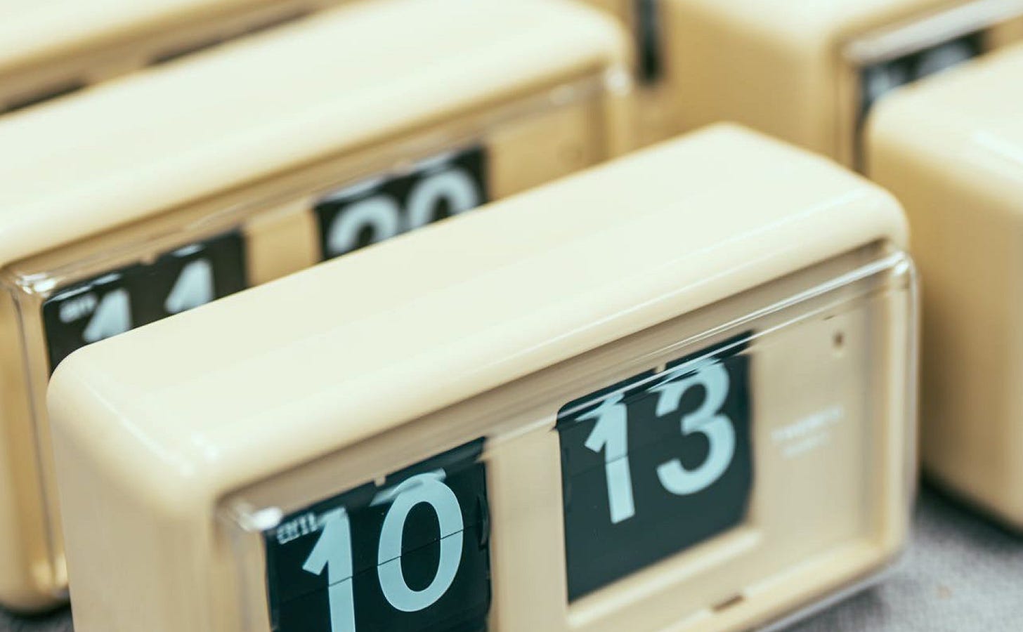 Special Projects: Twemco QT-30 Frogskin Flip Clock Special Projects: Twemco QT-30 Frogskin Flip Clock
