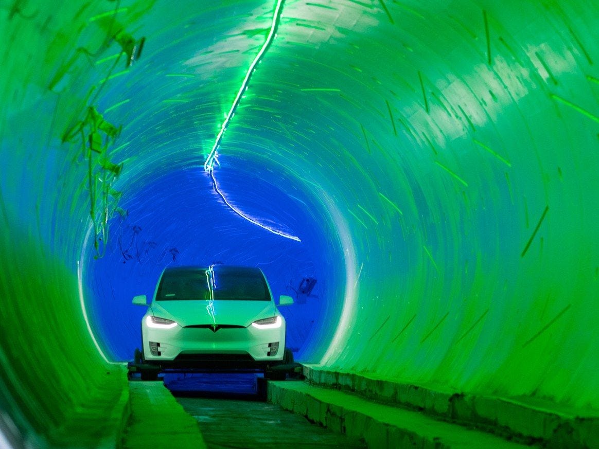 イーロン・マスクが披露した地下トンネルは、本当に「都市交通の未来」へと続くのか？ | WIRED.jp