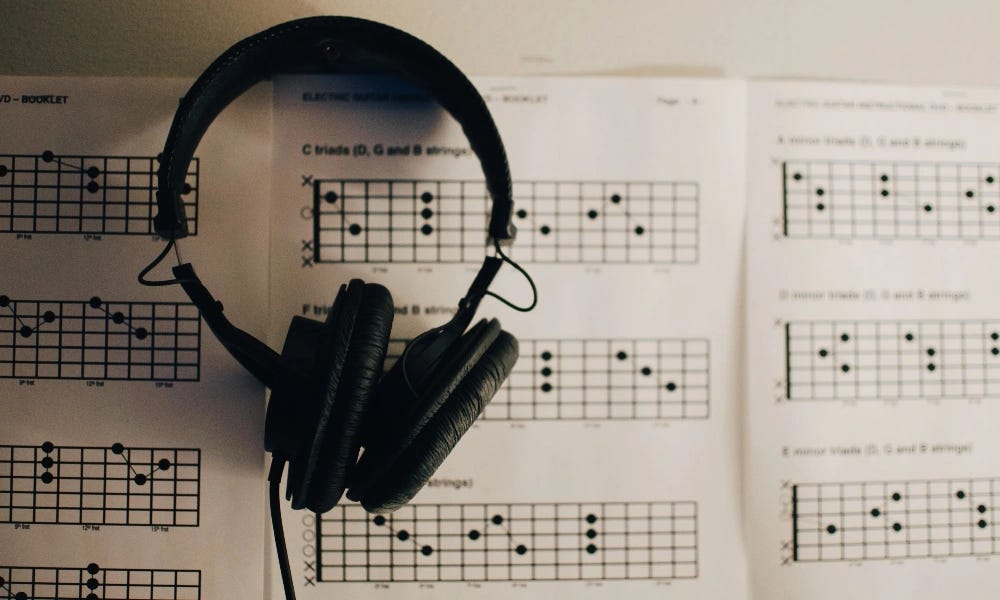 How to Write a Chord Progression Listeners Will Love