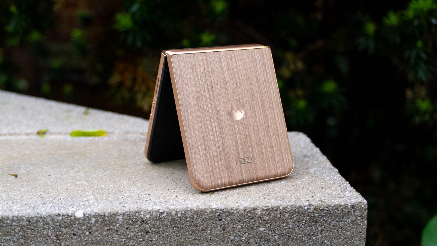 Moto Razr Ultra wood back